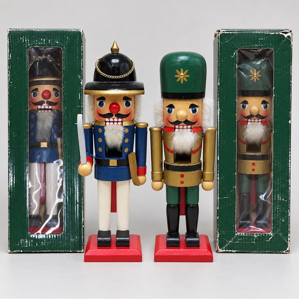 Vintage Pacific Rim Wooden Nutcracker Soldiers Set of 2 Christmas Decor w Boxes